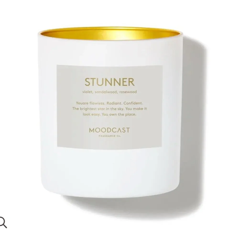 Moodcast Stunner Candle 8 Oz. Sandalwood Violet Rosewood Coconut Wax NEW